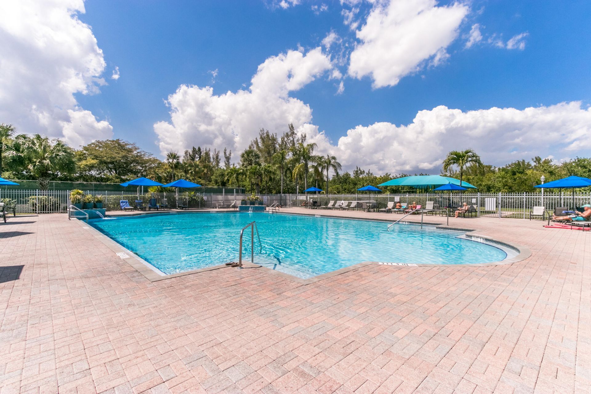 1545 Seagrape Way, Unit 1545, Hollywood, FL 33019 Photo