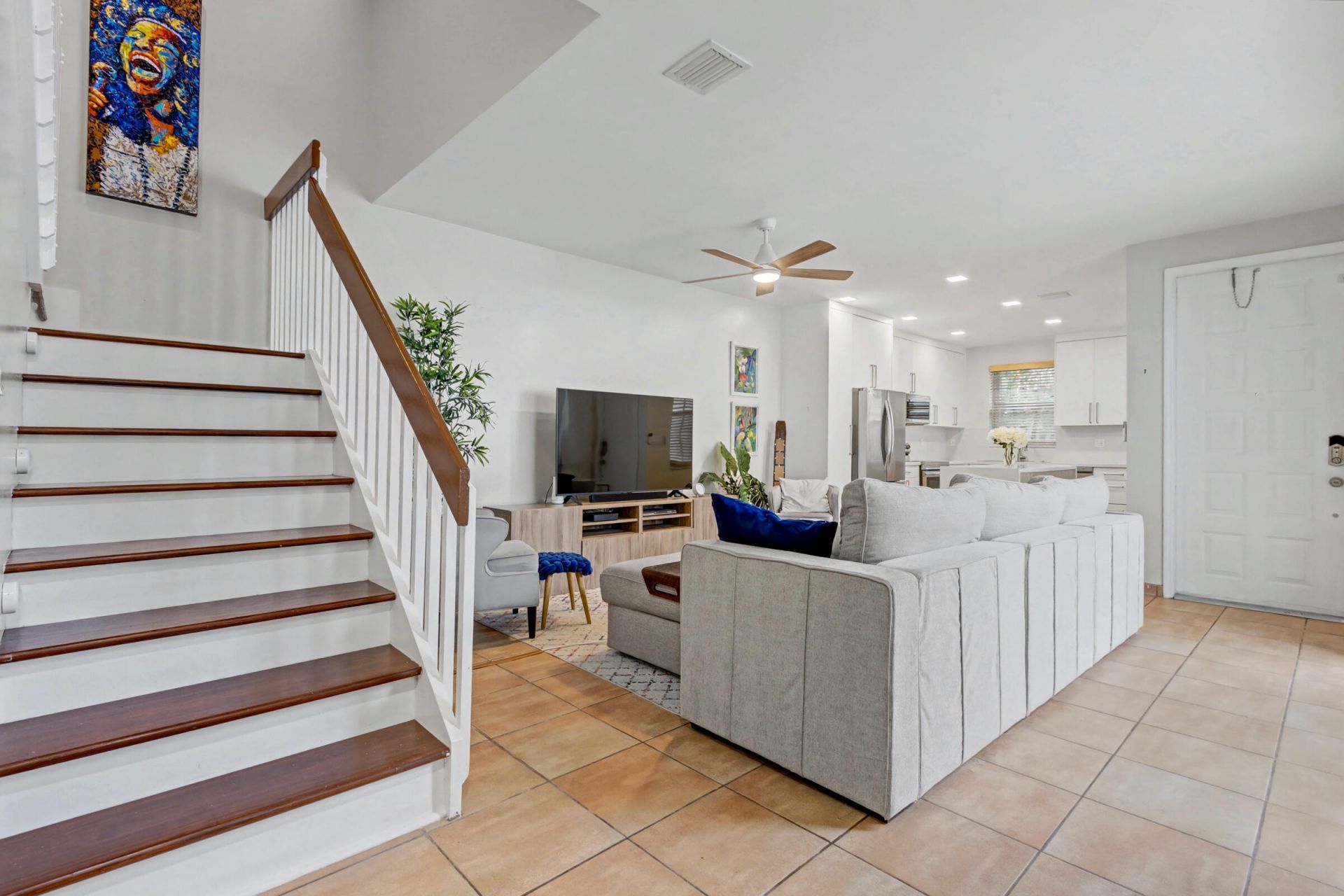 1545 Seagrape Way, Unit 1545, Hollywood, FL 33019 Photo