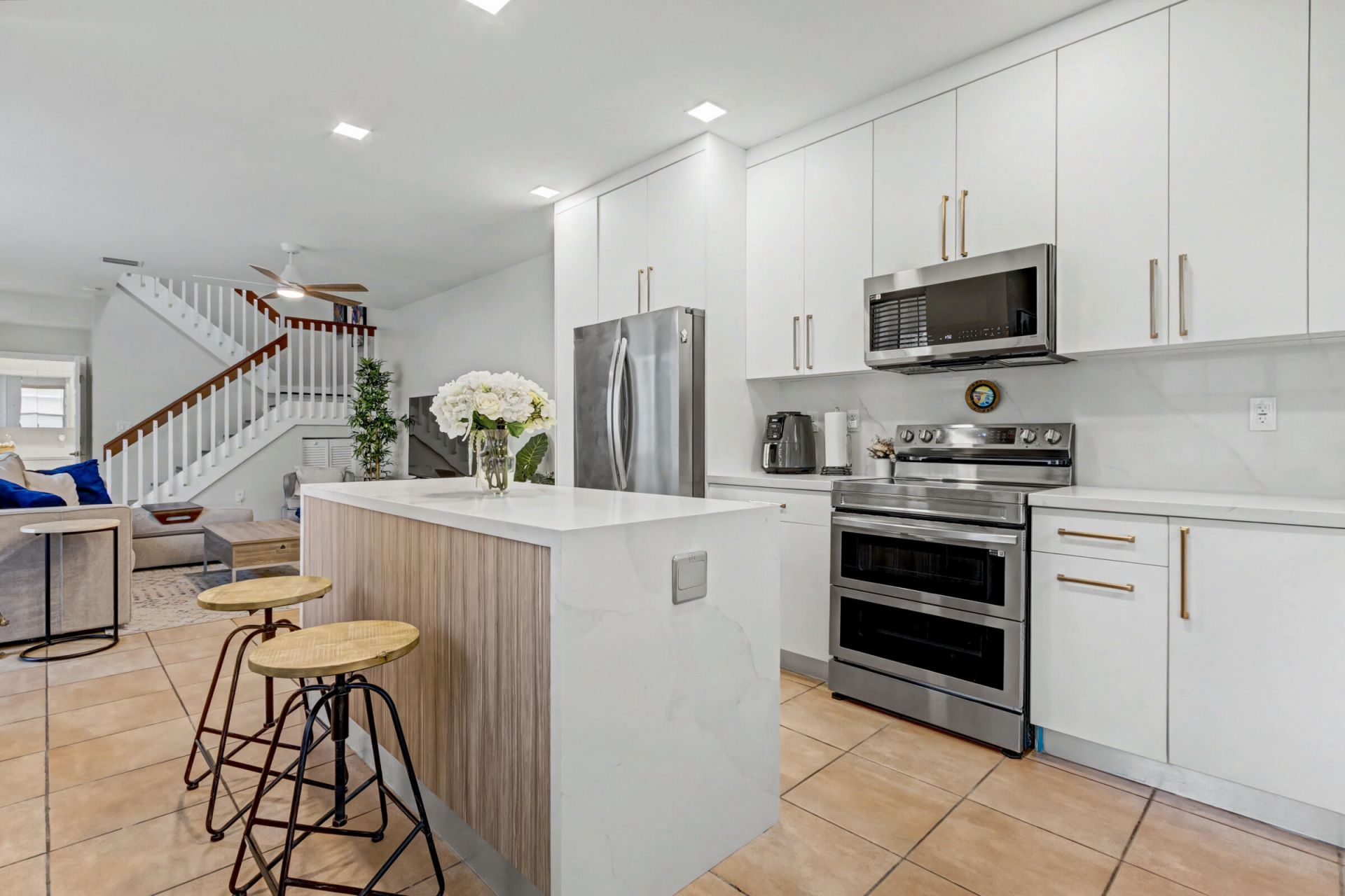 1545 Seagrape Way, Unit 1545, Hollywood, FL 33019 Photo