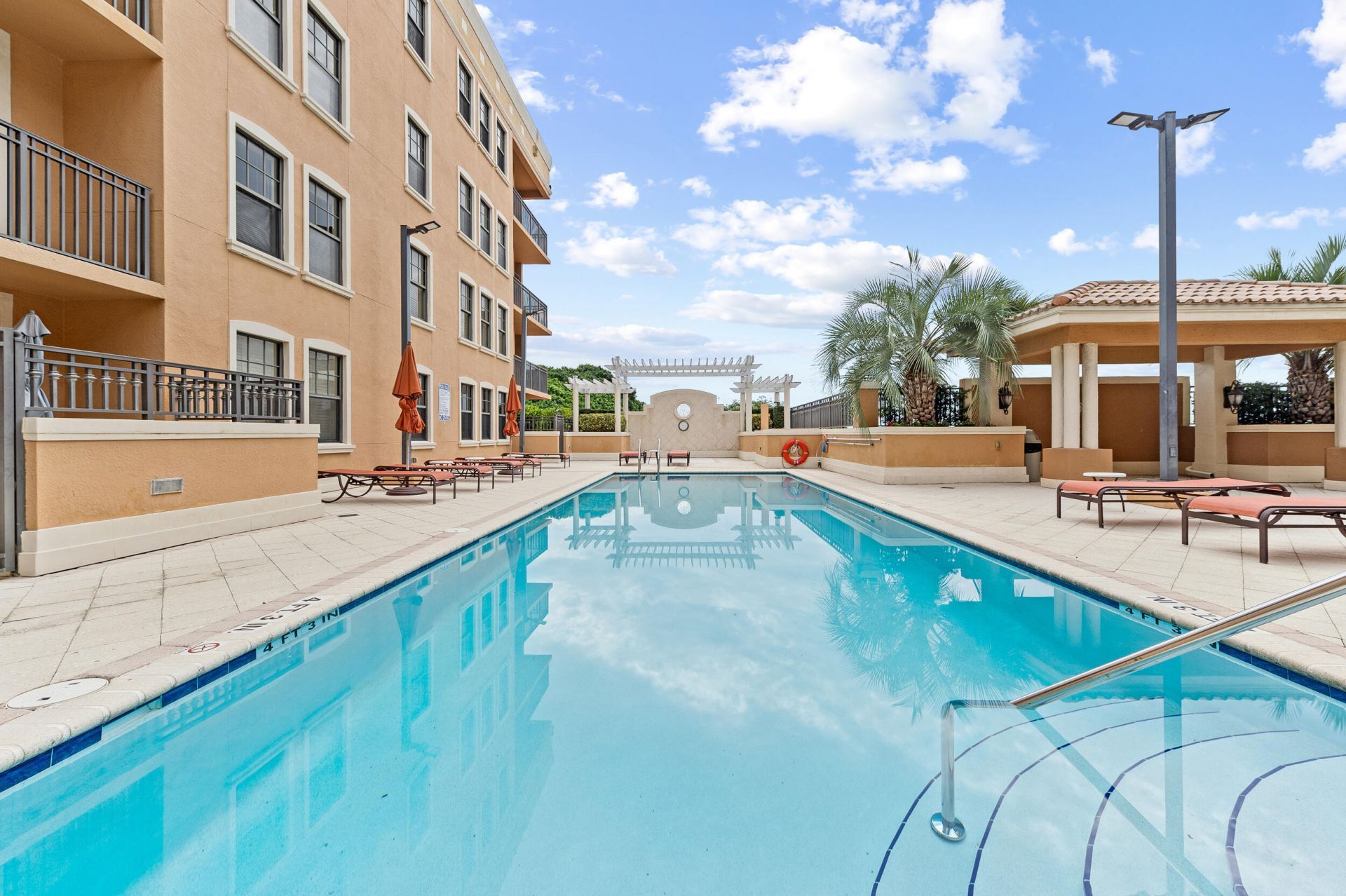 511 Lucerne Avenue, Unit 315, Lake Worth Beach, FL 33460 Photo