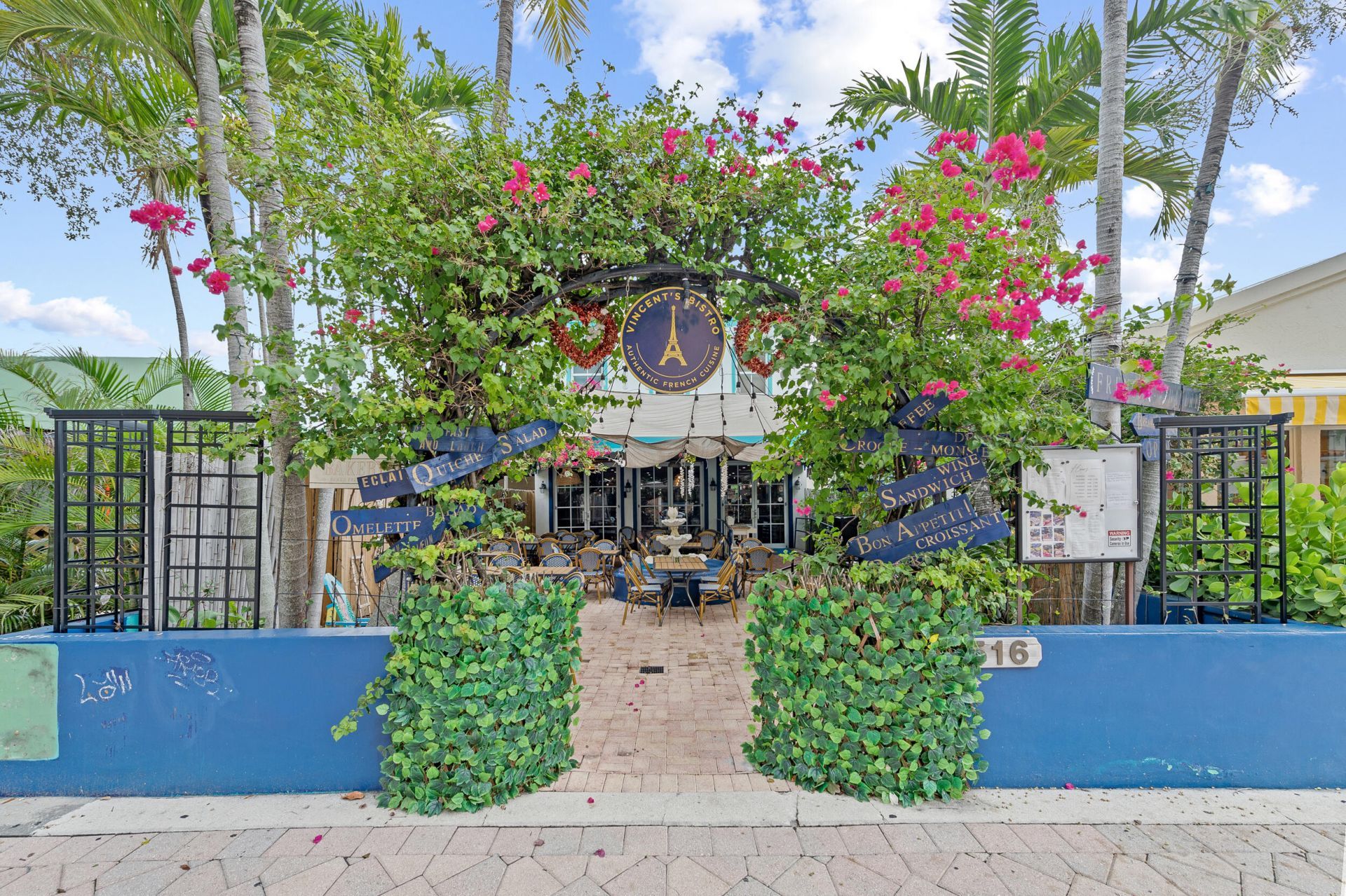 511 Lucerne Avenue, Unit 315, Lake Worth Beach, FL 33460 Photo