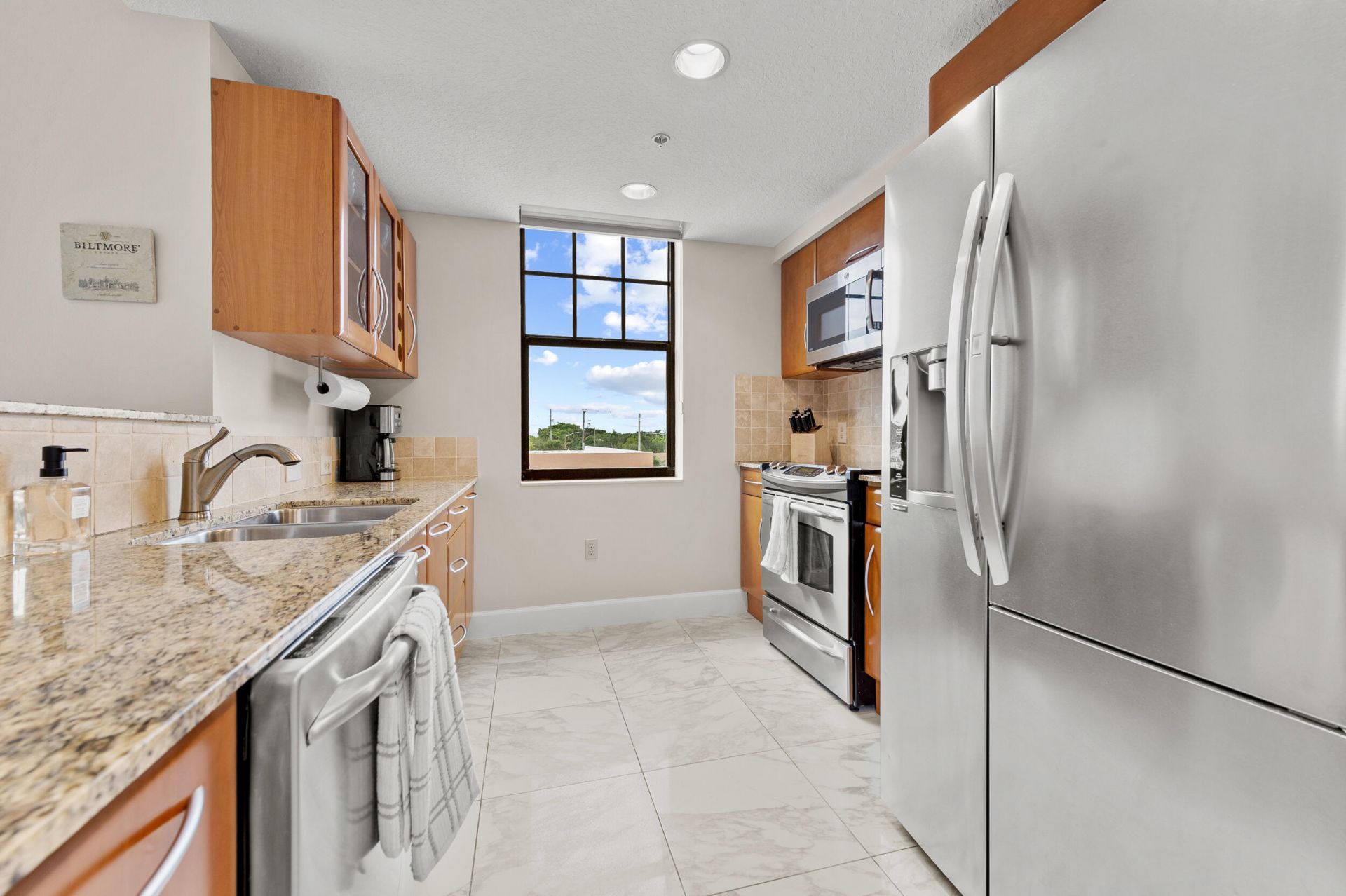 511 Lucerne Avenue, Unit 315, Lake Worth Beach, FL 33460 Photo