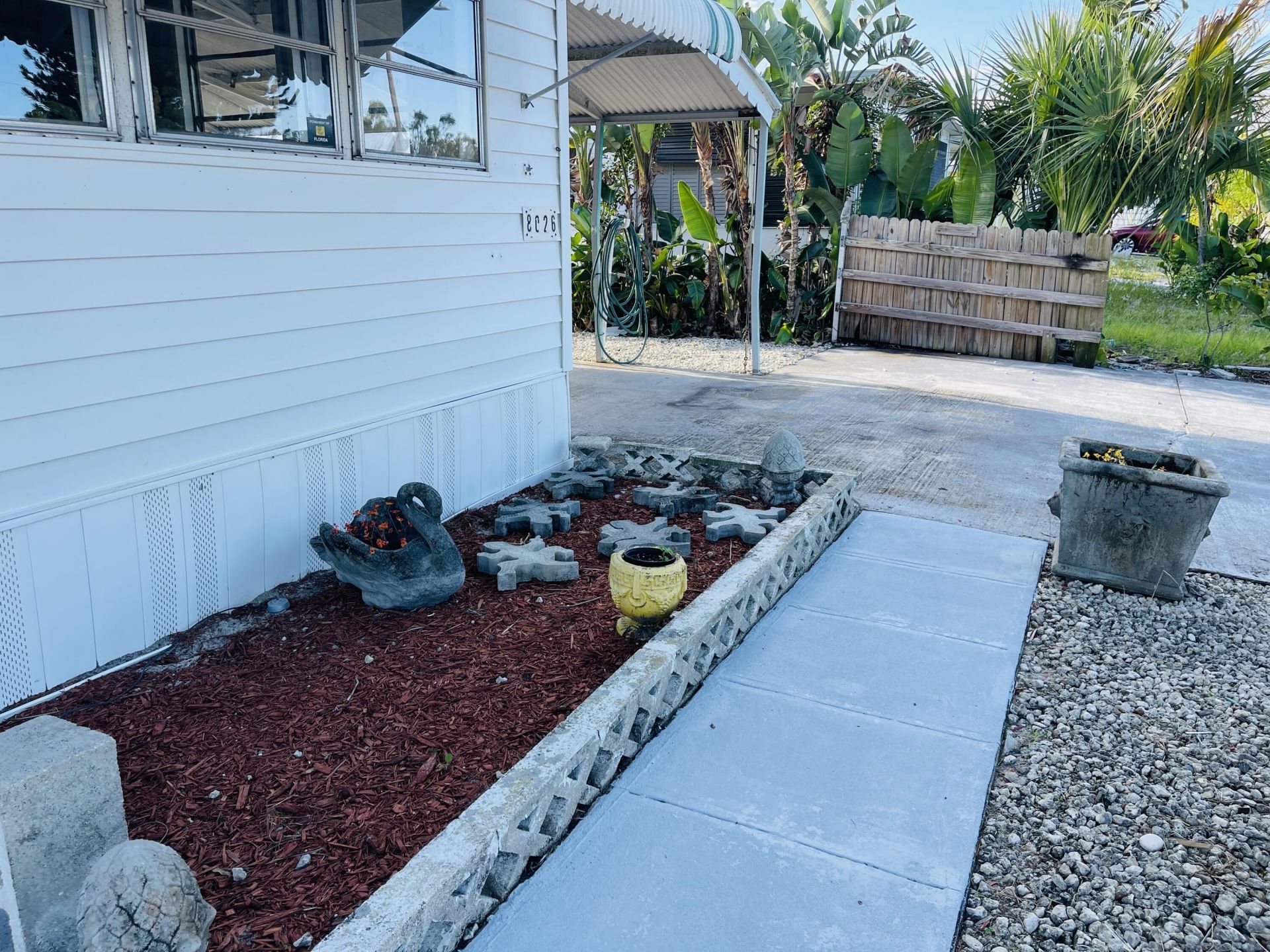 8026 SE Wren Avenue, Hobe Sound, FL 33455 Photo