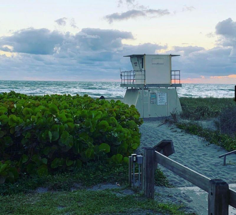 8026 SE Wren Avenue, Hobe Sound, FL 33455 Photo