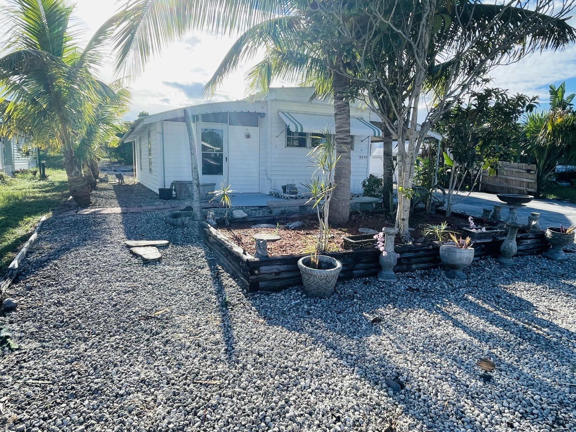 8026 SE Wren Avenue, Hobe Sound, FL 33455 Photo