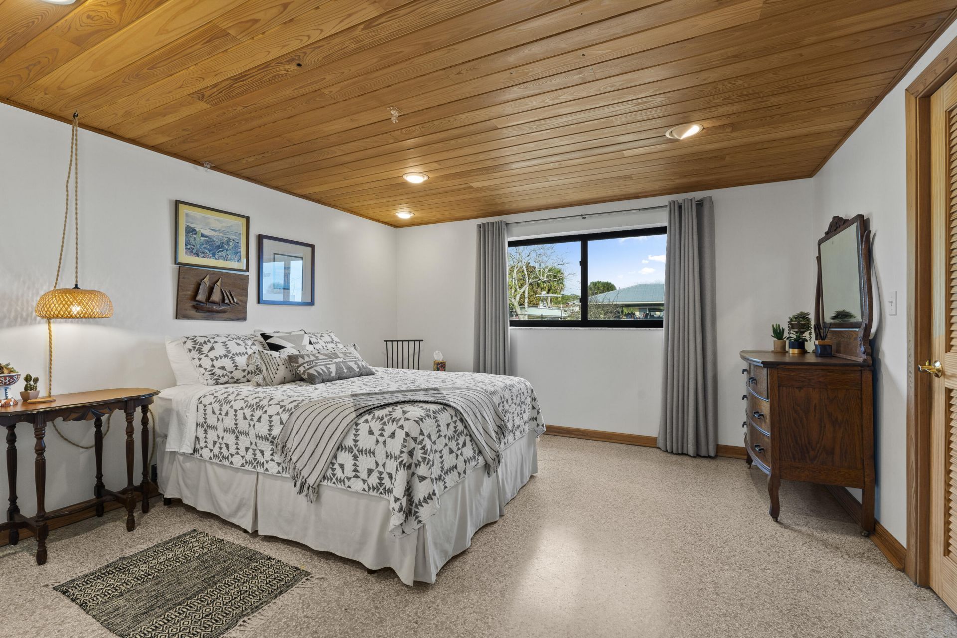 8309 S Indian River Drive, Fort Pierce, FL 34982 Photo