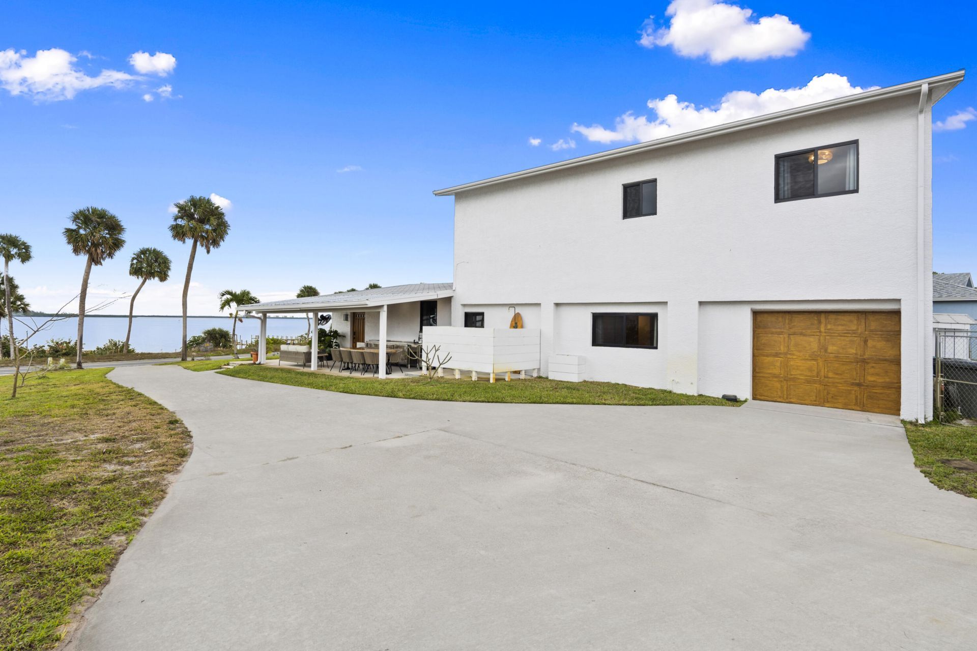 8309 S Indian River Drive, Fort Pierce, FL 34982 Photo