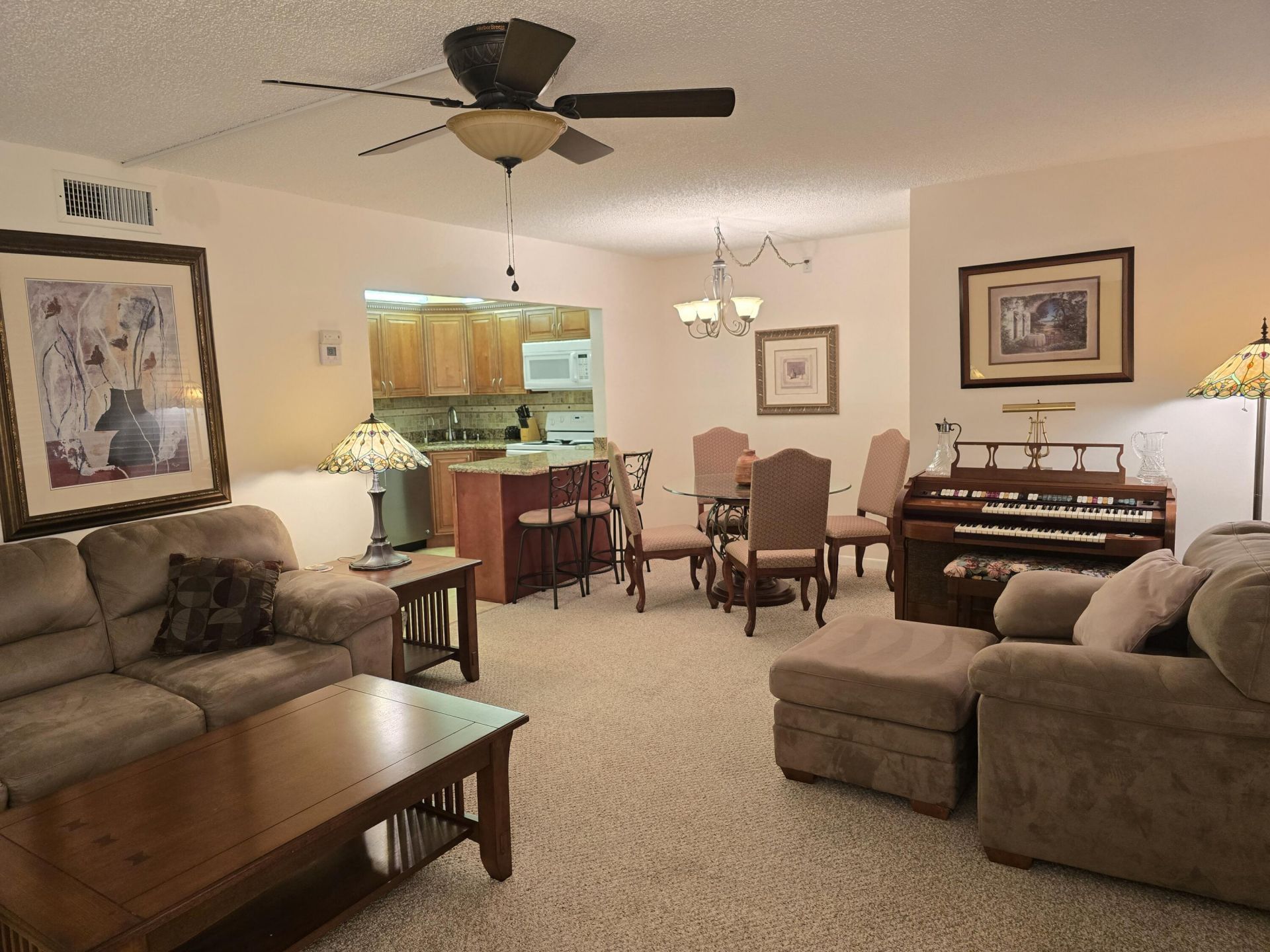 317 Pine Ridge Circle, Greenacres, FL 33463 Photo