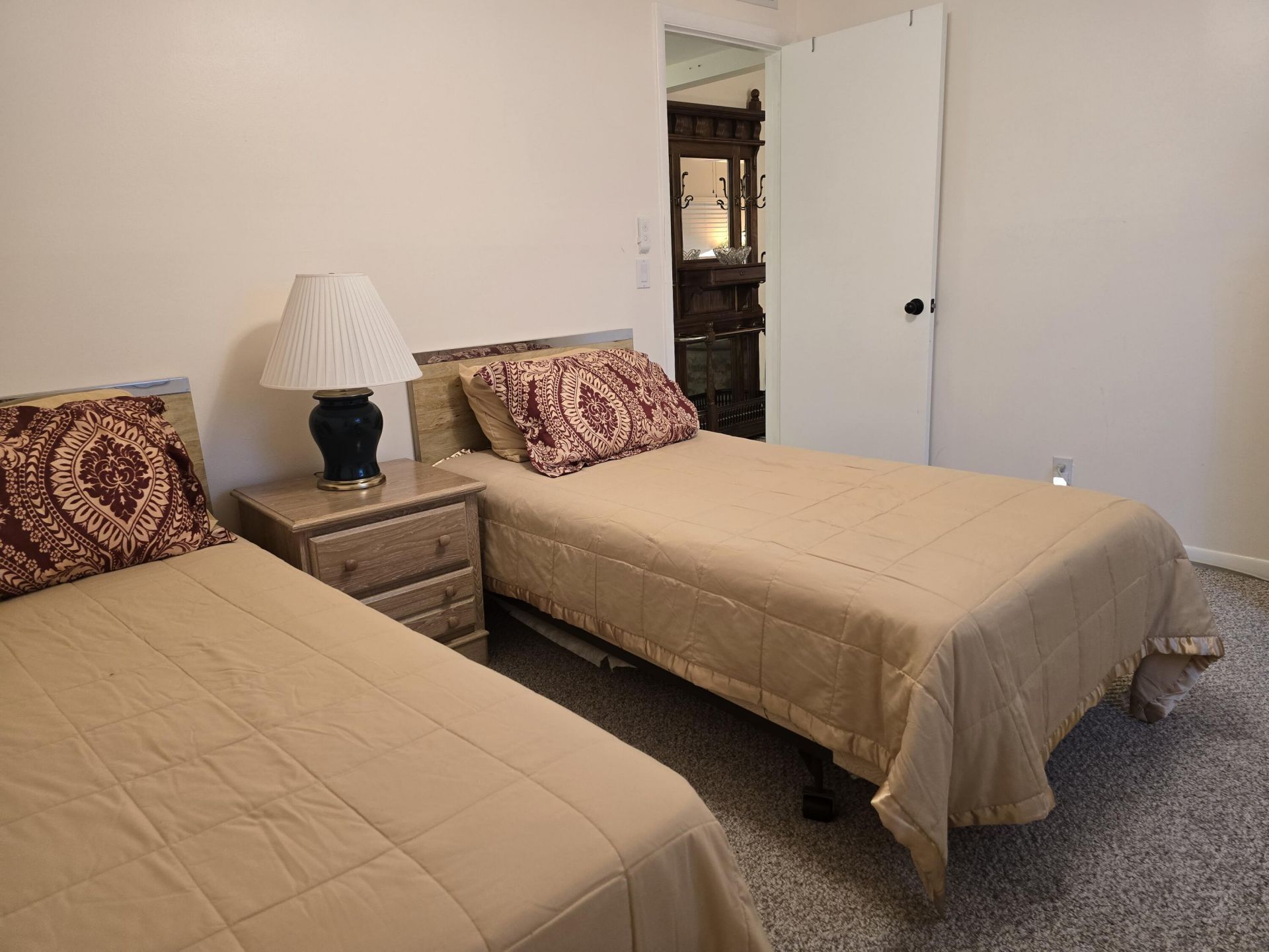 317 Pine Ridge Circle, Greenacres, FL 33463 Photo