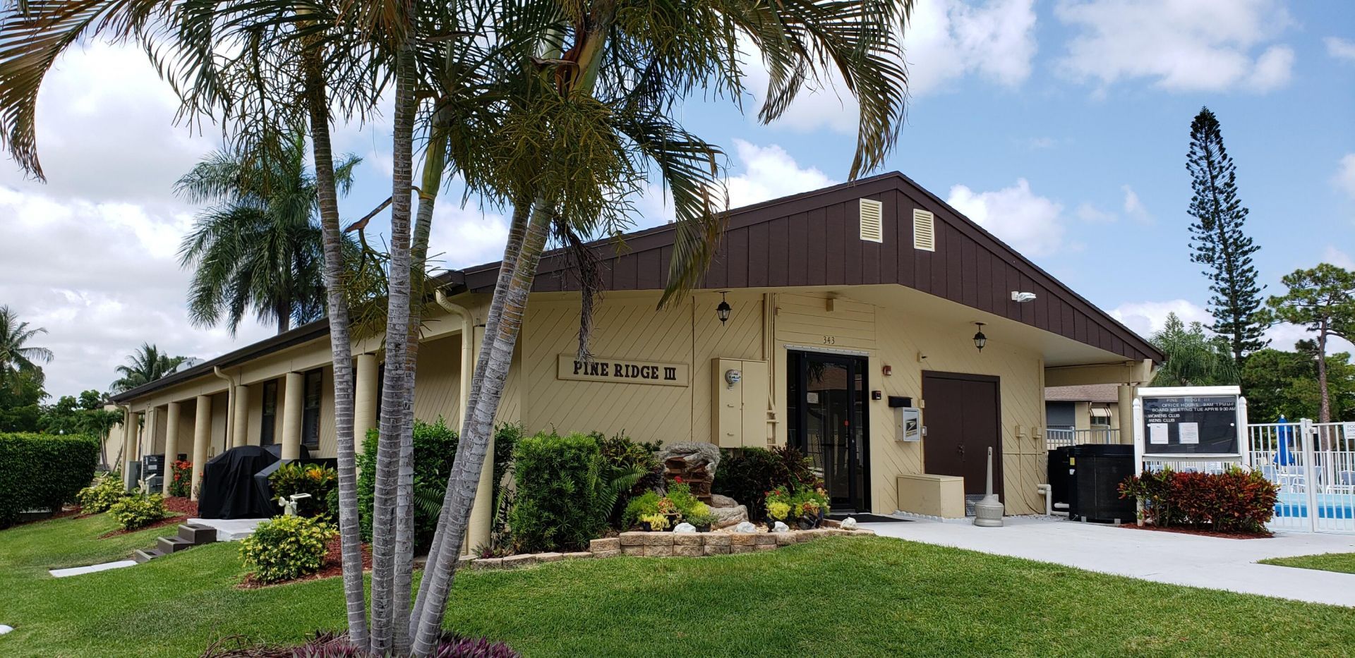 317 Pine Ridge Circle, Greenacres, FL 33463 Photo