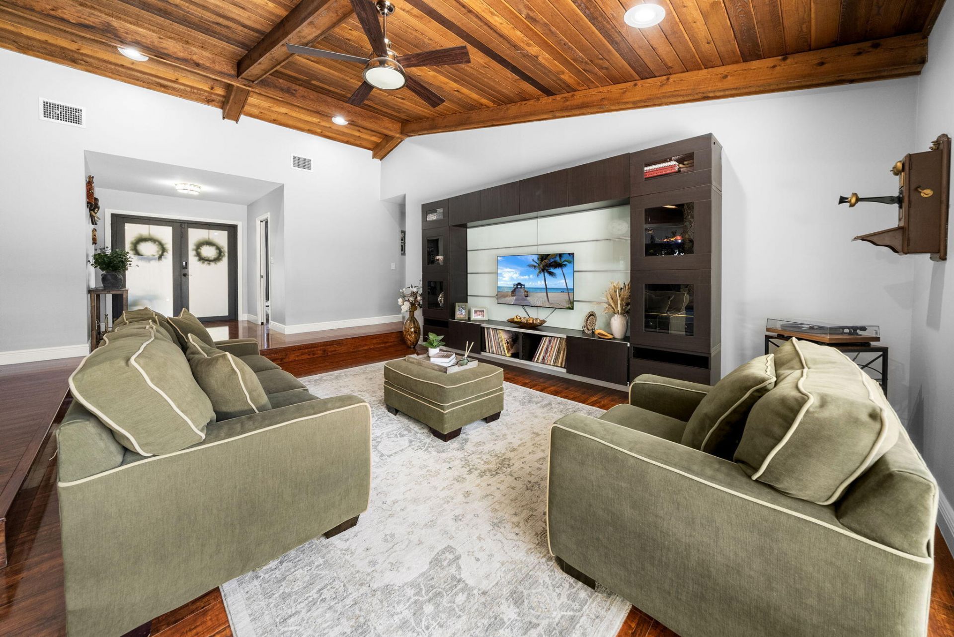 1061 Bayberry Point Drive, Plantation, FL 33324 Photo