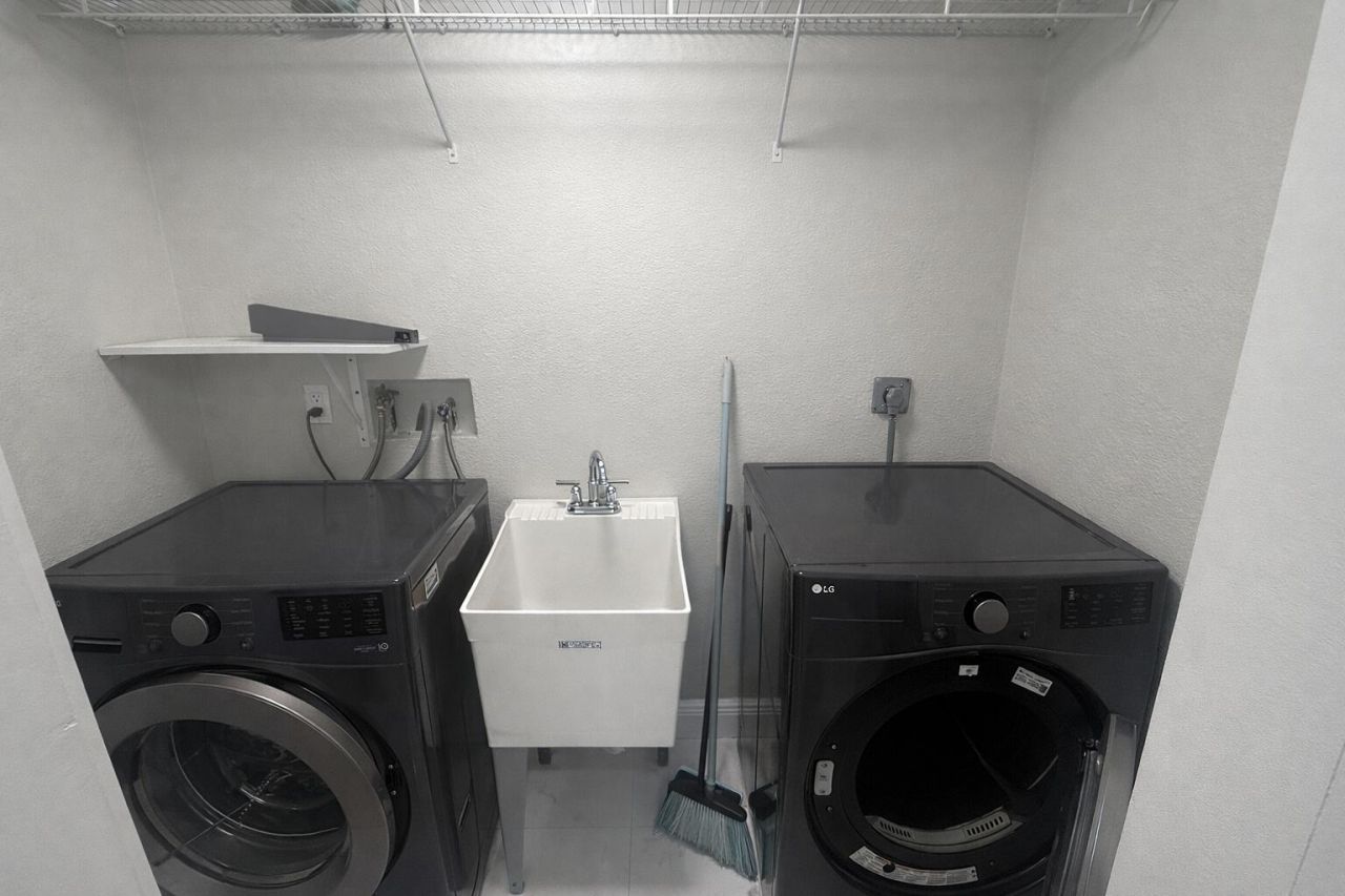 2800 SW 9th Street, Fort Lauderdale, FL 33312 Photo