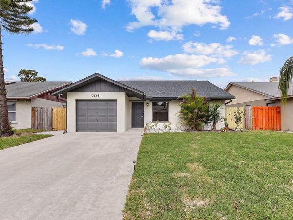 5868 SE Collins Avenue, Stuart, FL 34997