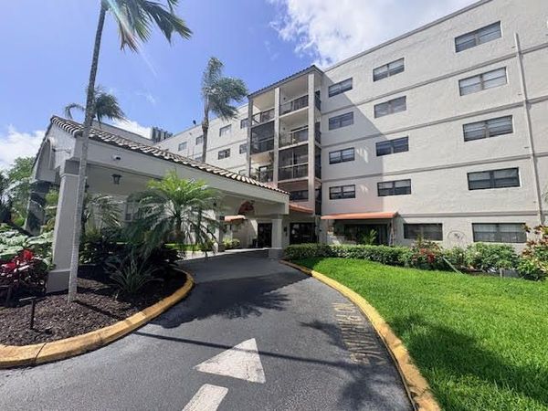 701 NW 19th Street, Unit 500, Fort Lauderdale, FL 33311