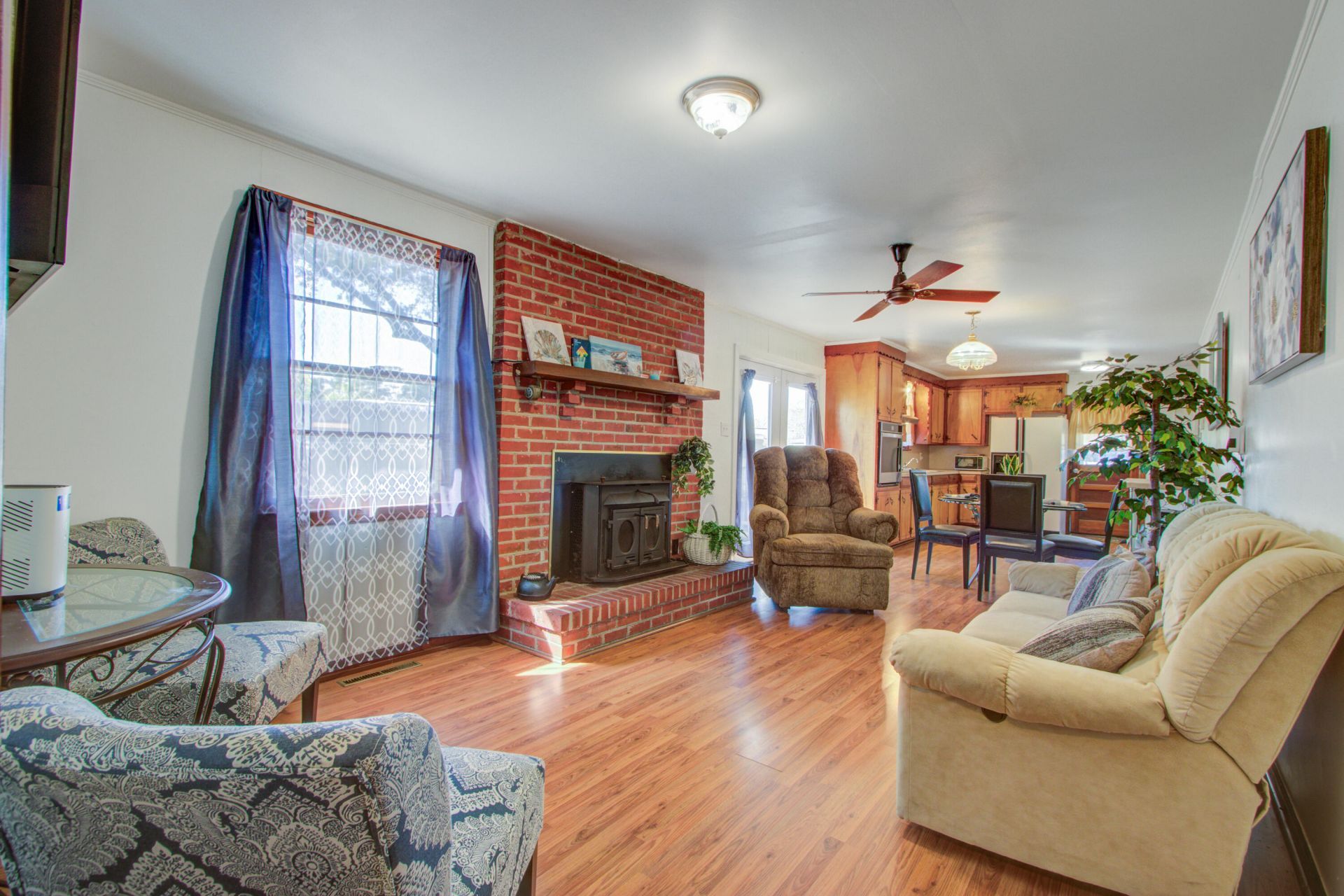 1925 Belgrade Avenue Photo 10