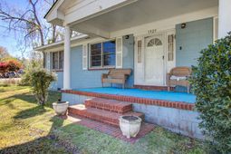 1925 Belgrade Avenue photo 4