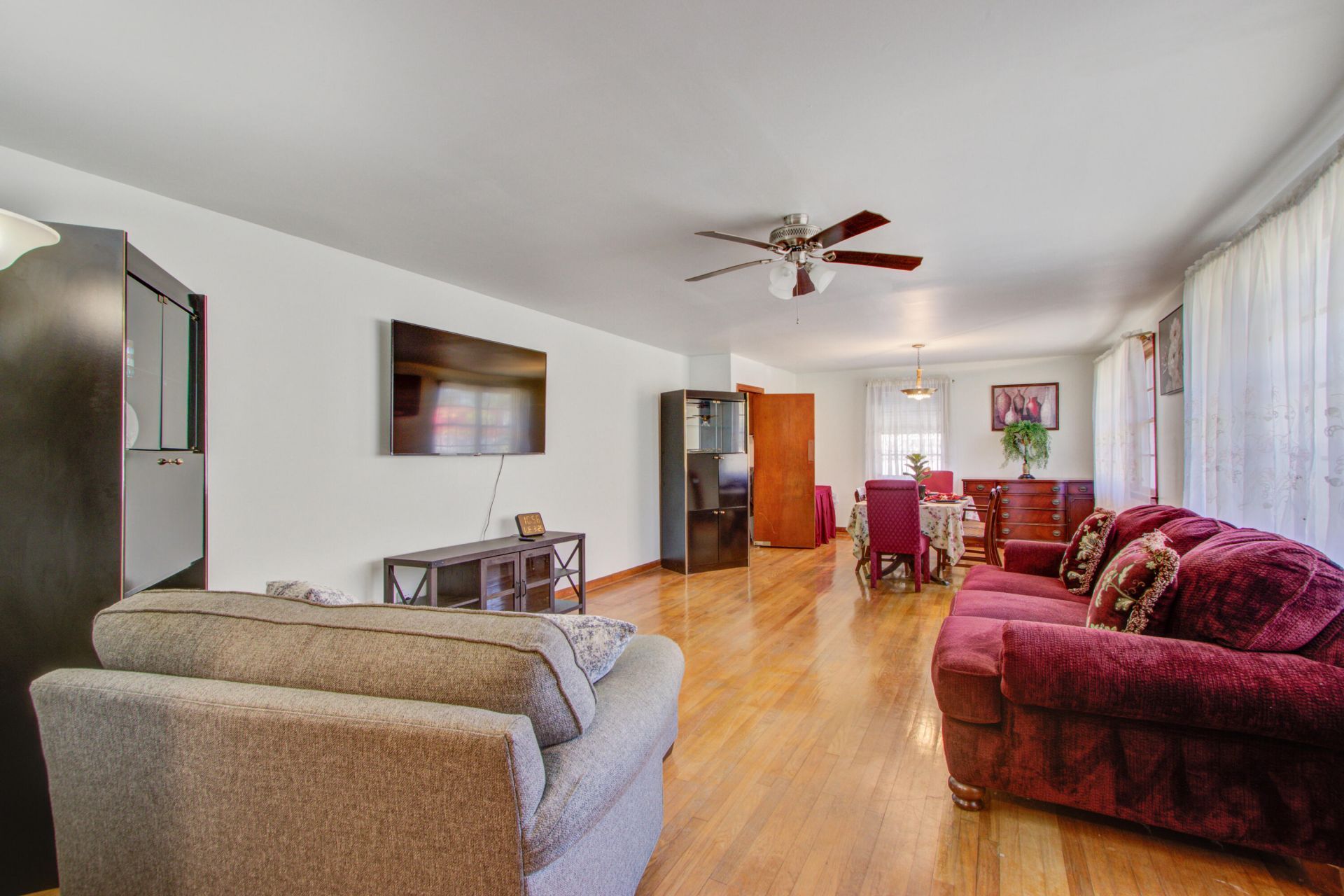 1925 Belgrade Avenue Photo 7