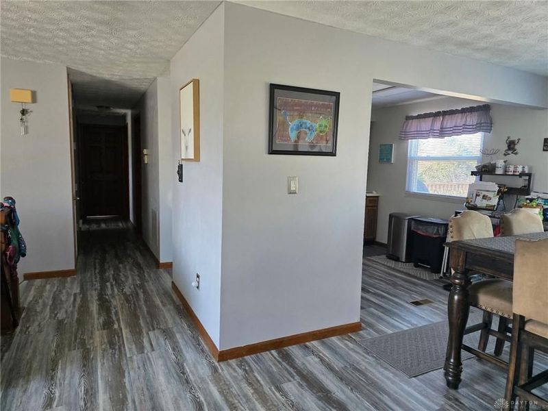6423 Pheasant Hill Road, Dayton, OH 45424 Photo 3