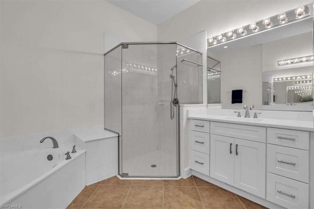 837 Vistana Cir, Unit 20, Naples, FL 34119 Photo