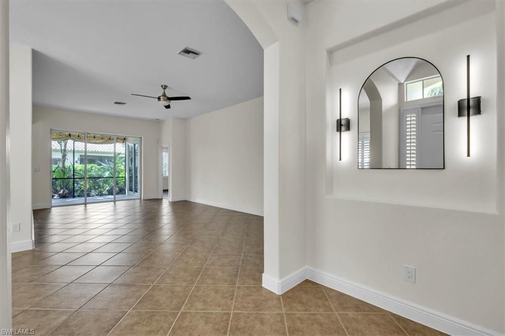 837 Vistana Cir, Unit 20, Naples, FL 34119 Photo