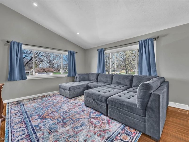 6487 Kingsdale Boulevard, Parma Heights, OH 44130 Photo 15