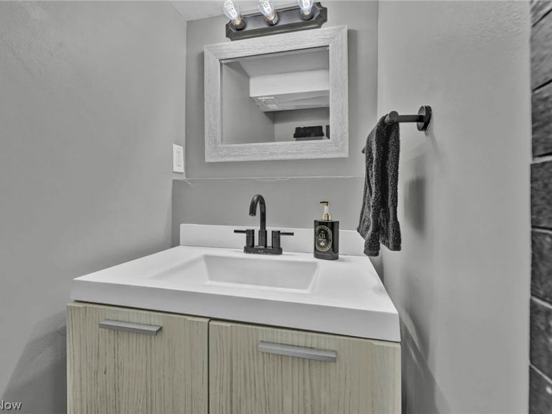 6487 Kingsdale Boulevard, Parma Heights, OH 44130 Photo 31