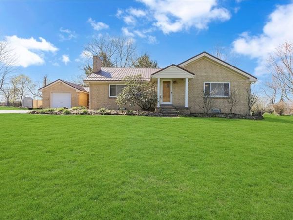 1720 Conway Wallrose Rd, Freedom, PA 15042