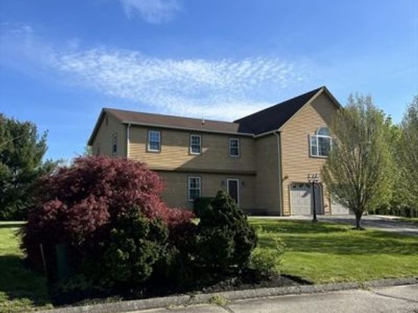 10 Jane Howland Dr, Seekonk, MA 02771