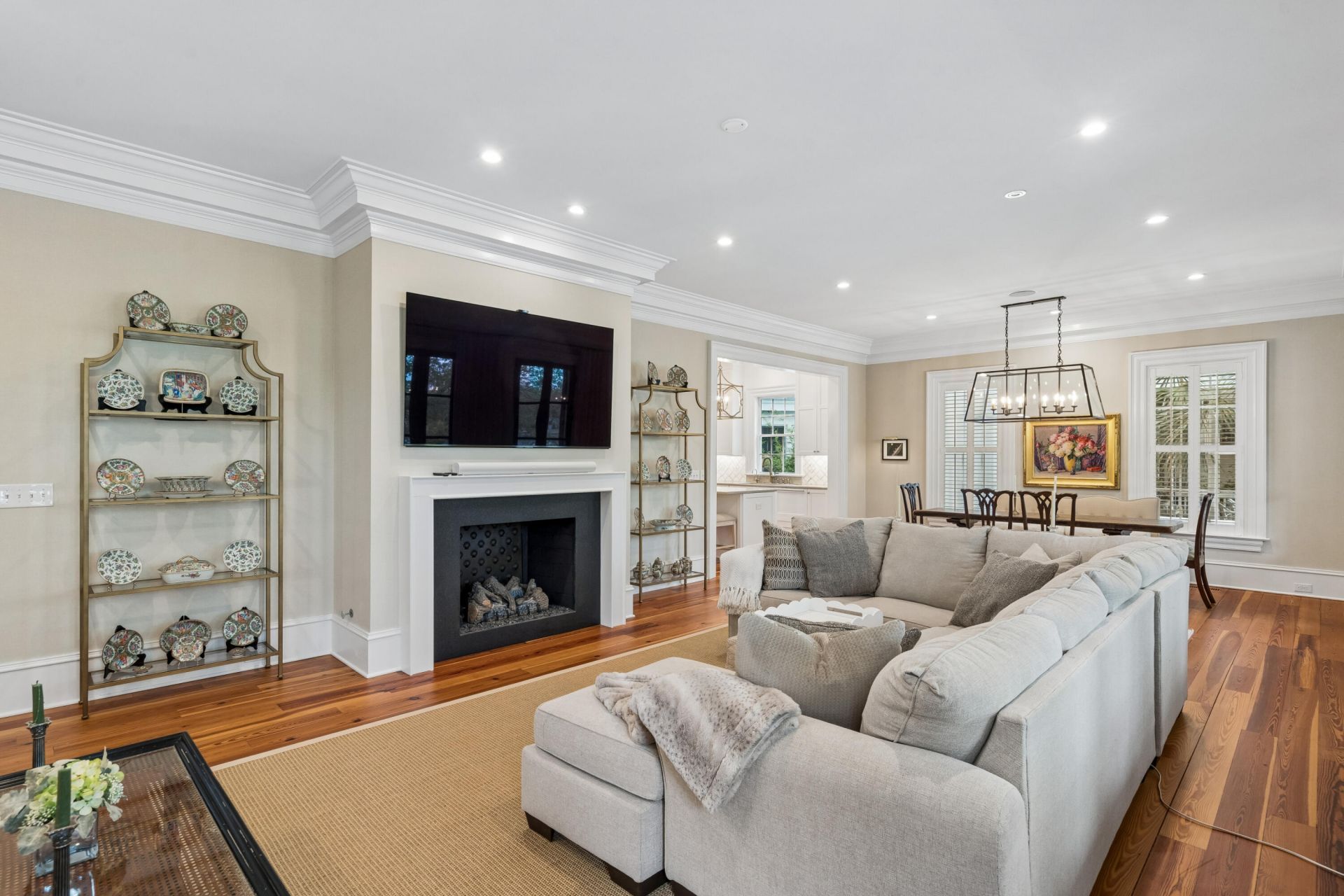 62 Fernandina Street Photo 14