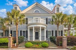62 Fernandina Street photo 4
