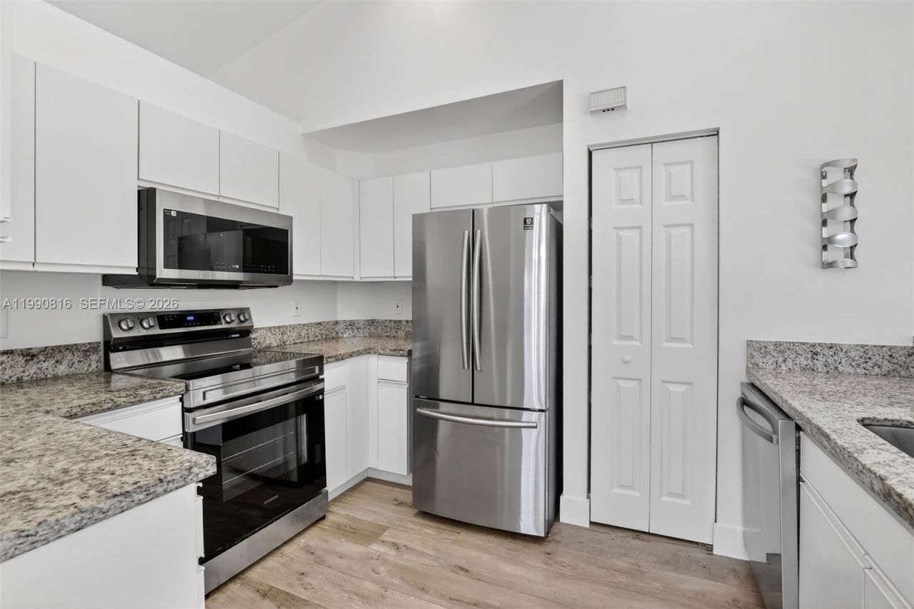 4219 Cherrywood Ct, Weston, FL 33331 Photo