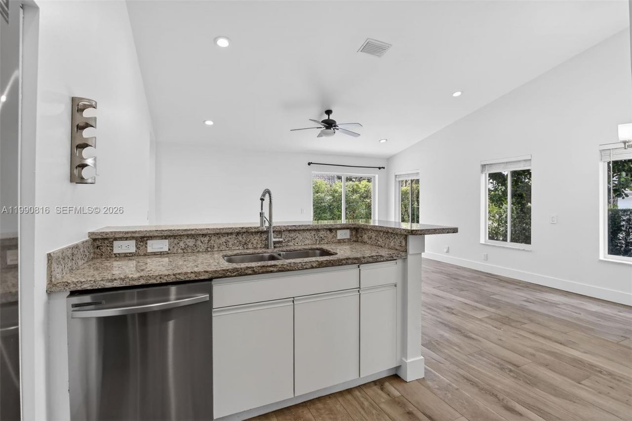 4219 Cherrywood Ct, Weston, FL 33331 Photo