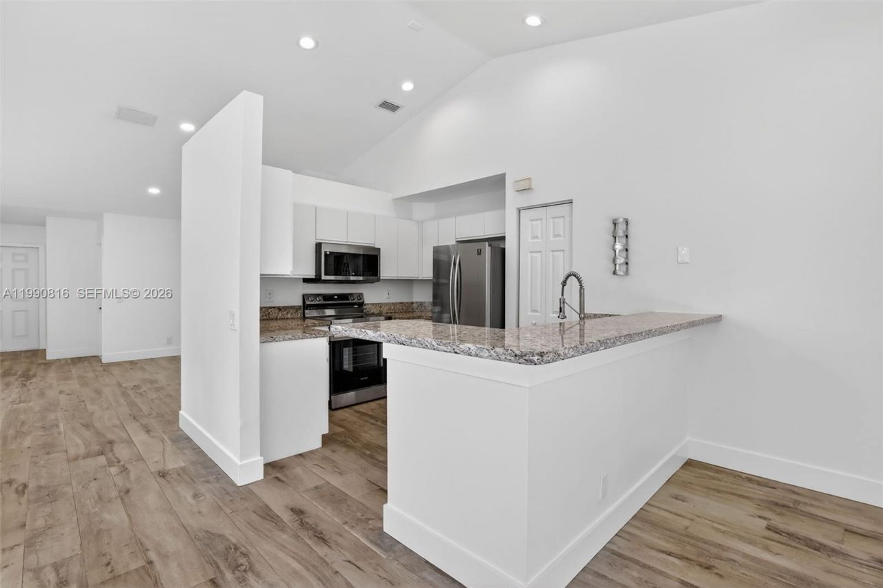 4219 Cherrywood Ct, Weston, FL 33331 Photo