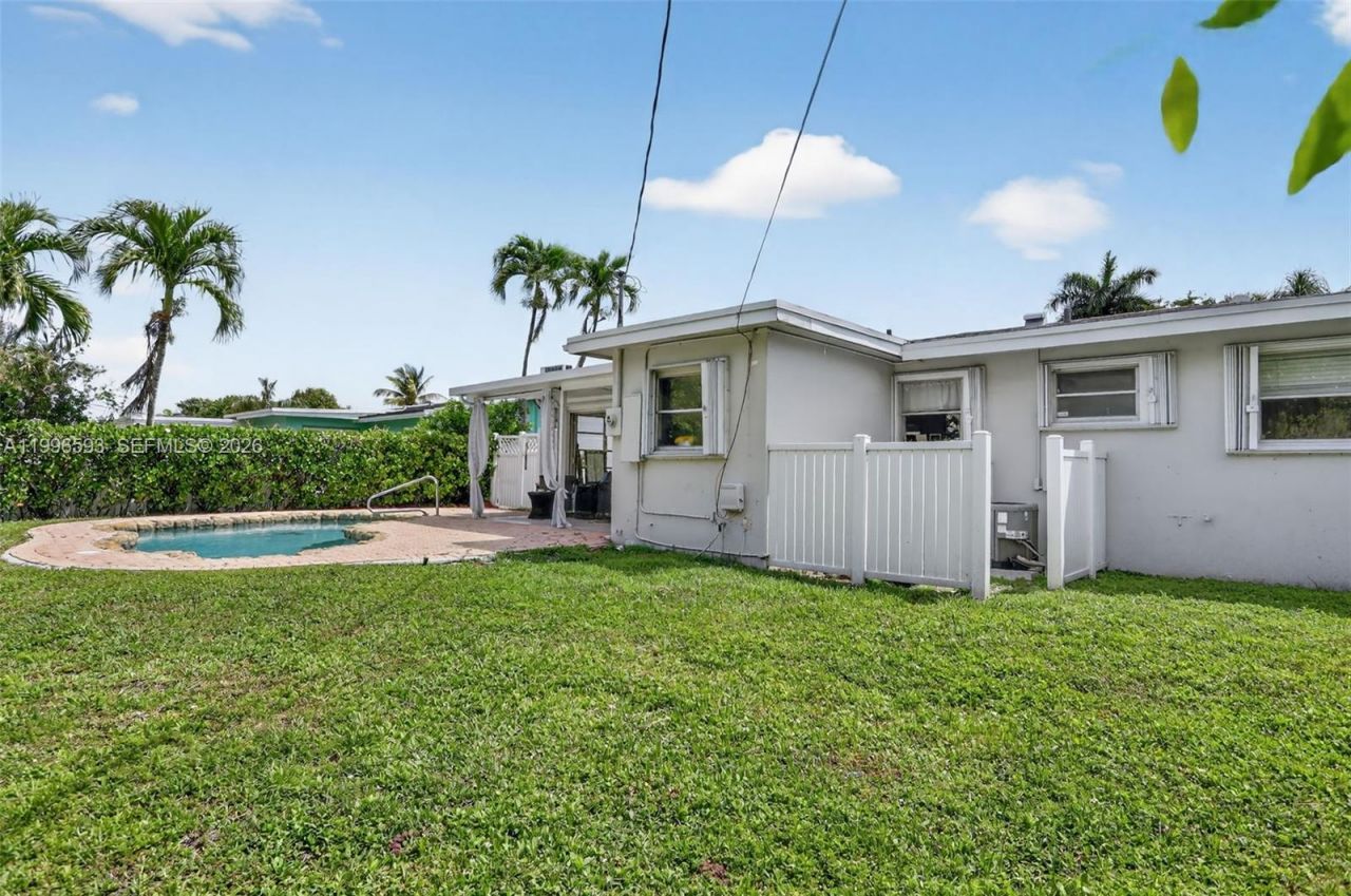 1357 SW 4th Ter, Pompano Beach, FL 33060 Photo