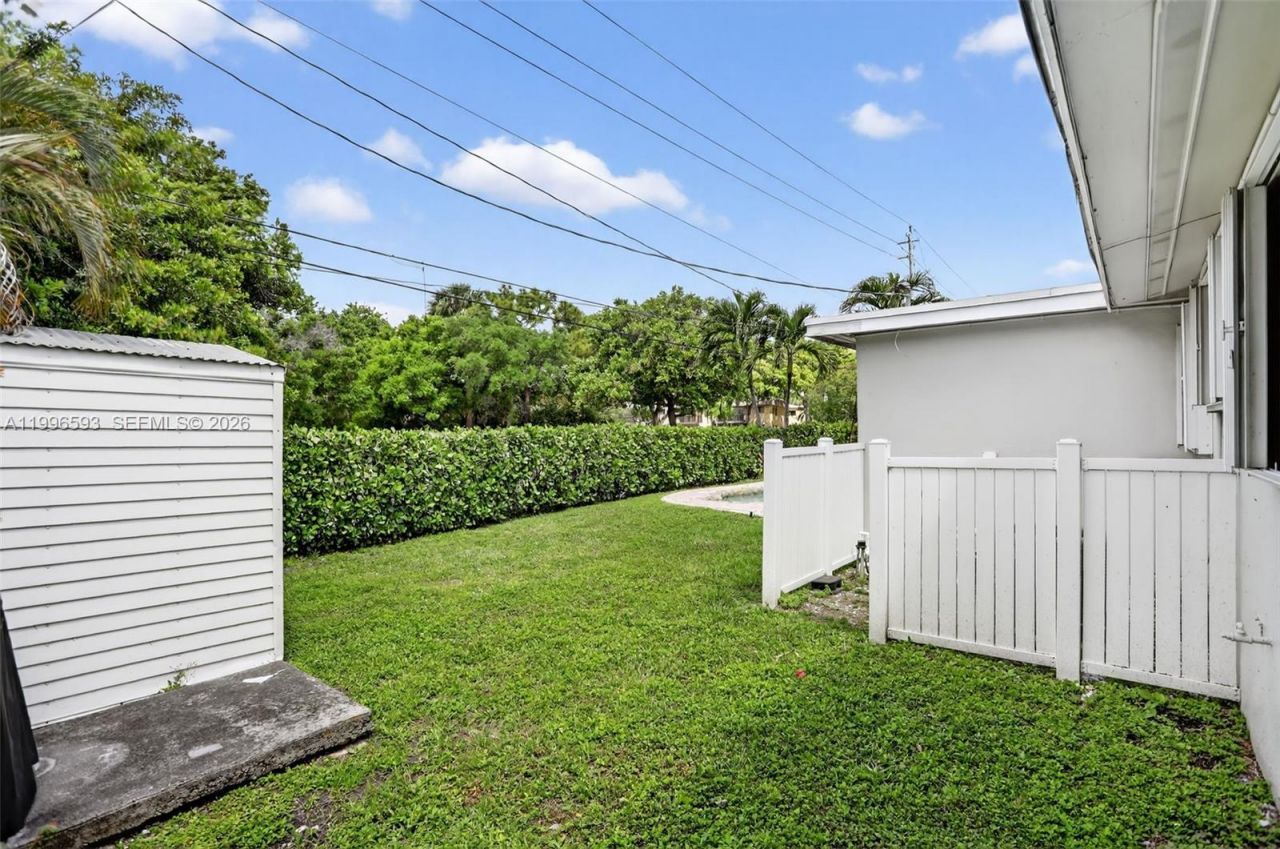 1357 SW 4th Ter, Pompano Beach, FL 33060 Photo