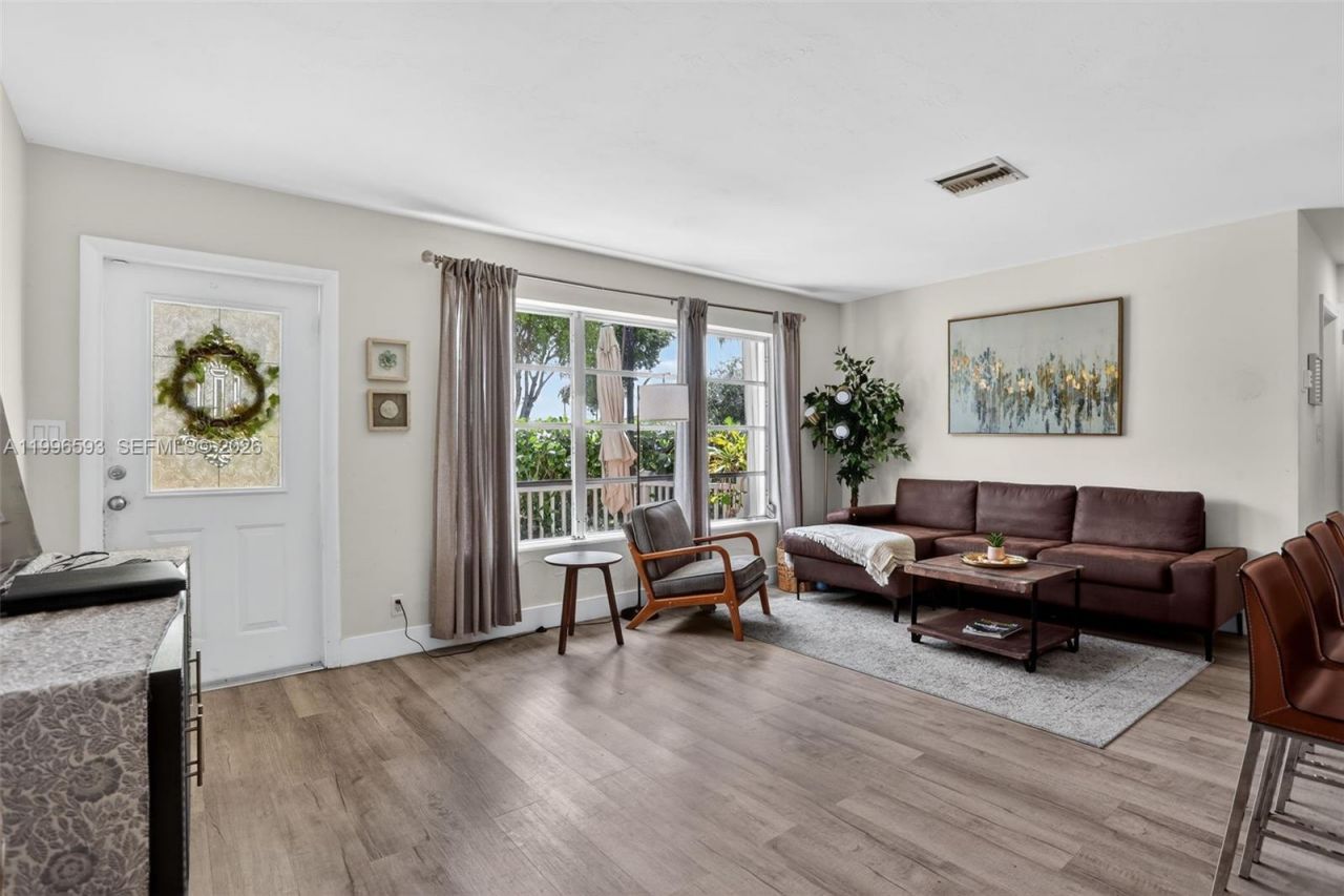 1357 SW 4th Ter, Pompano Beach, FL 33060 Photo