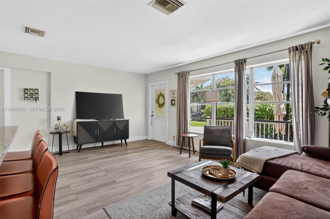 1357 SW 4th Ter, Pompano Beach, FL 33060 Photo