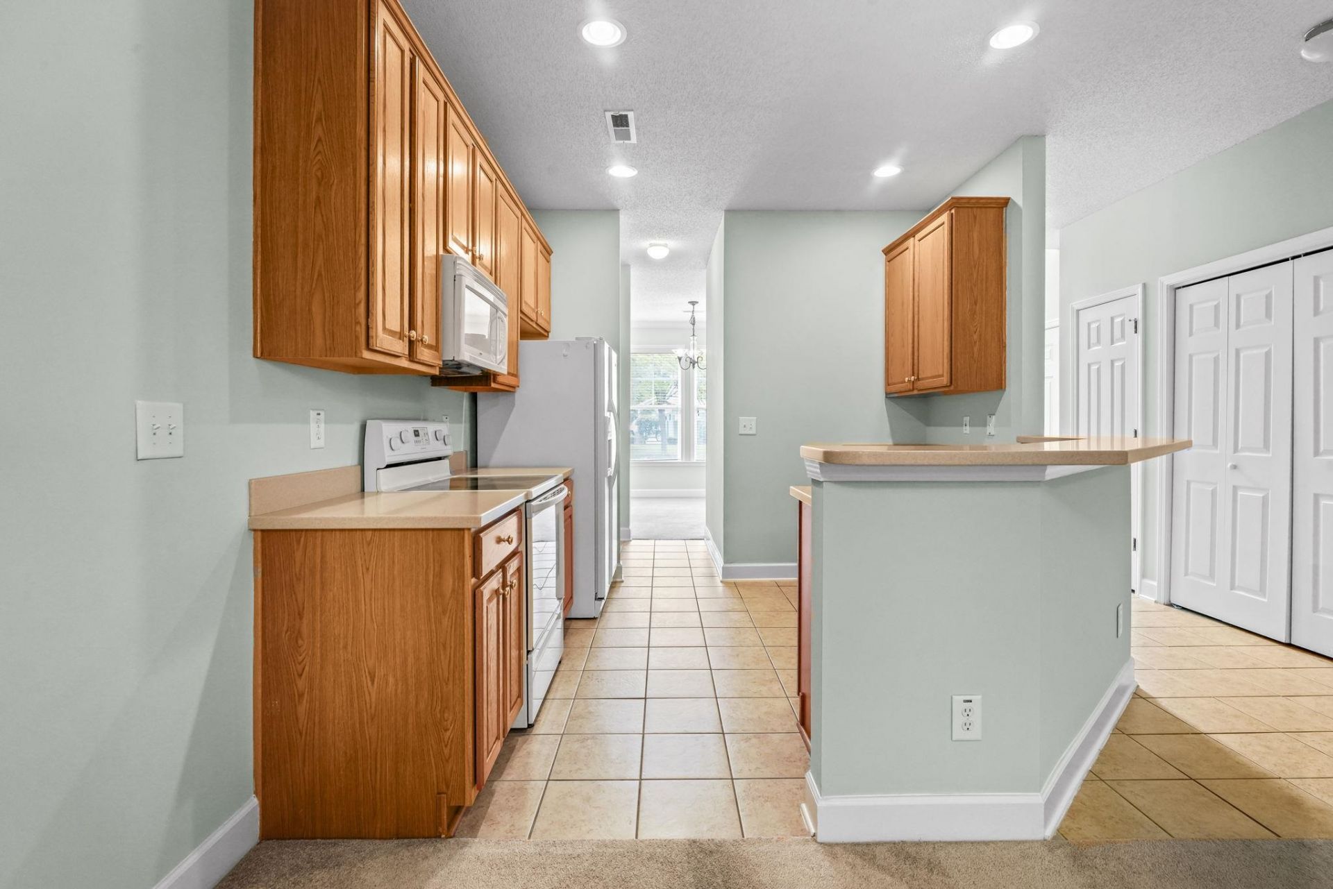 200 Mossy Stone Ct. Photo 10