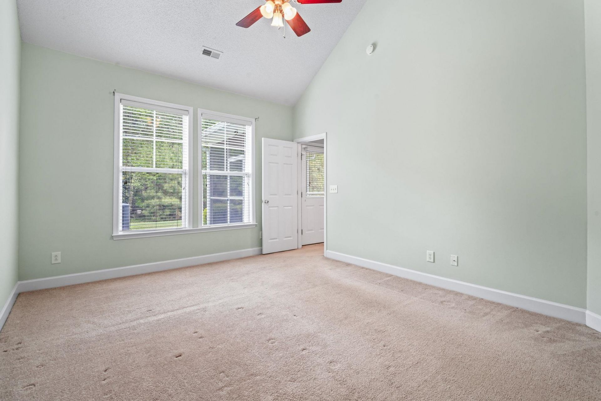 200 Mossy Stone Ct. Photo 19