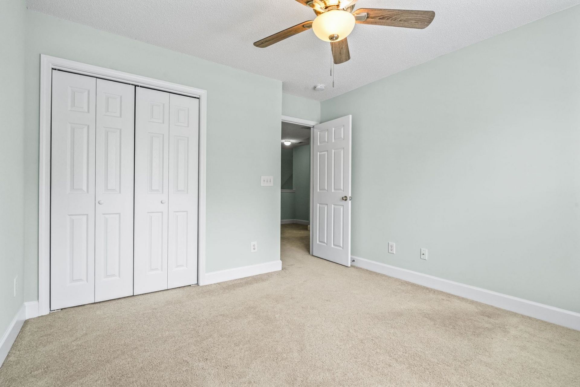 200 Mossy Stone Ct. Photo 25