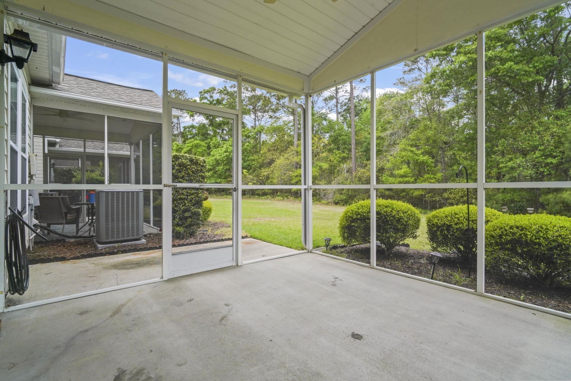 200 Mossy Stone Ct. Photo 30