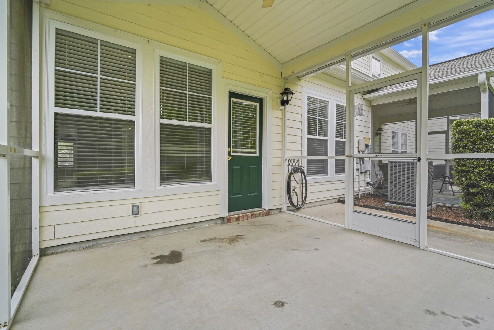 200 Mossy Stone Ct. Photo 32