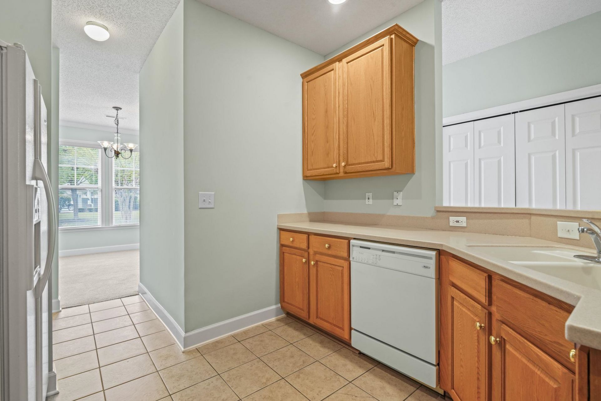 200 Mossy Stone Ct. Photo 8