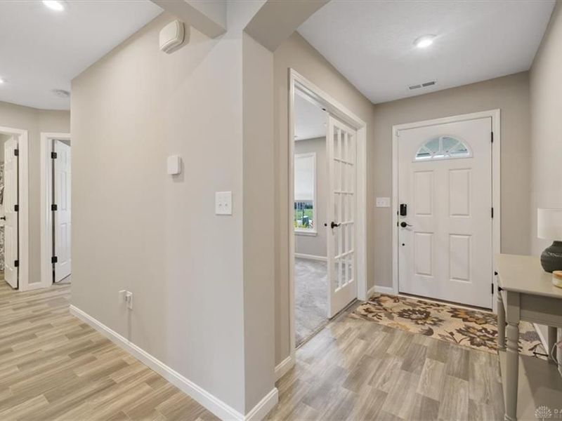 8178 Cherry Birch Drive, Tipp City, OH 45371 Photo 6