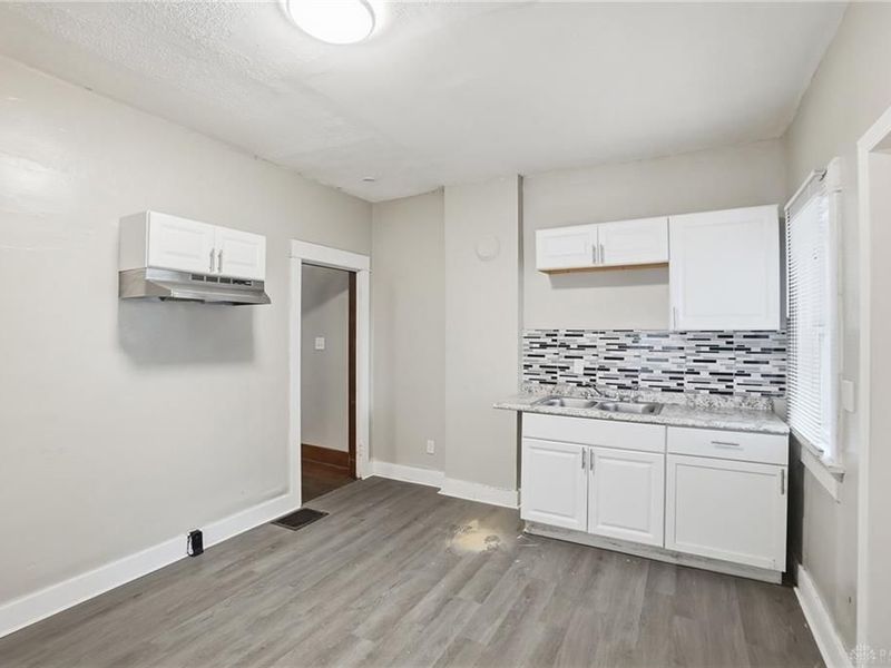 24 W Beechwood Avenue, Dayton, OH 45405 Photo 11