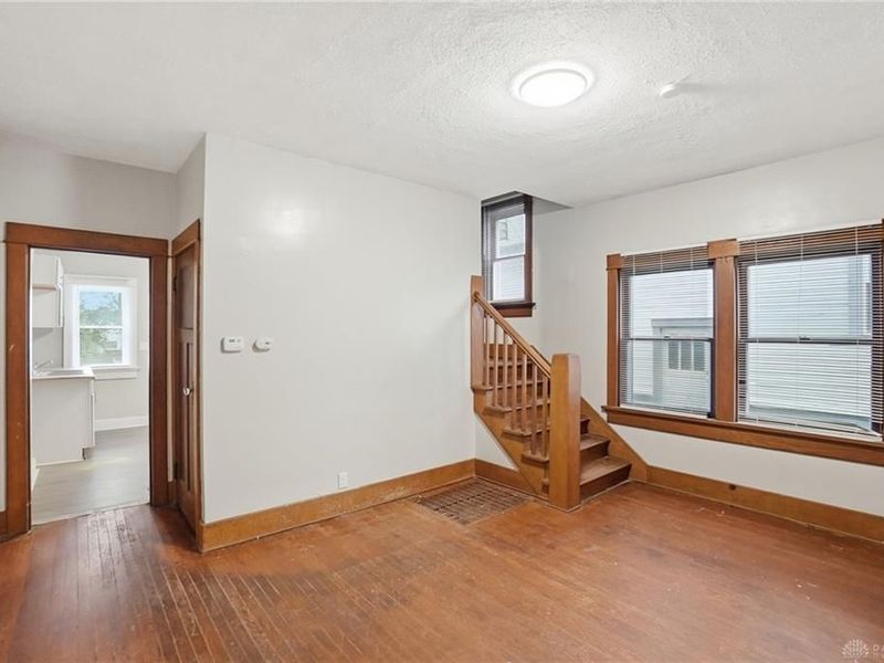 24 W Beechwood Avenue, Dayton, OH 45405 Photo 8