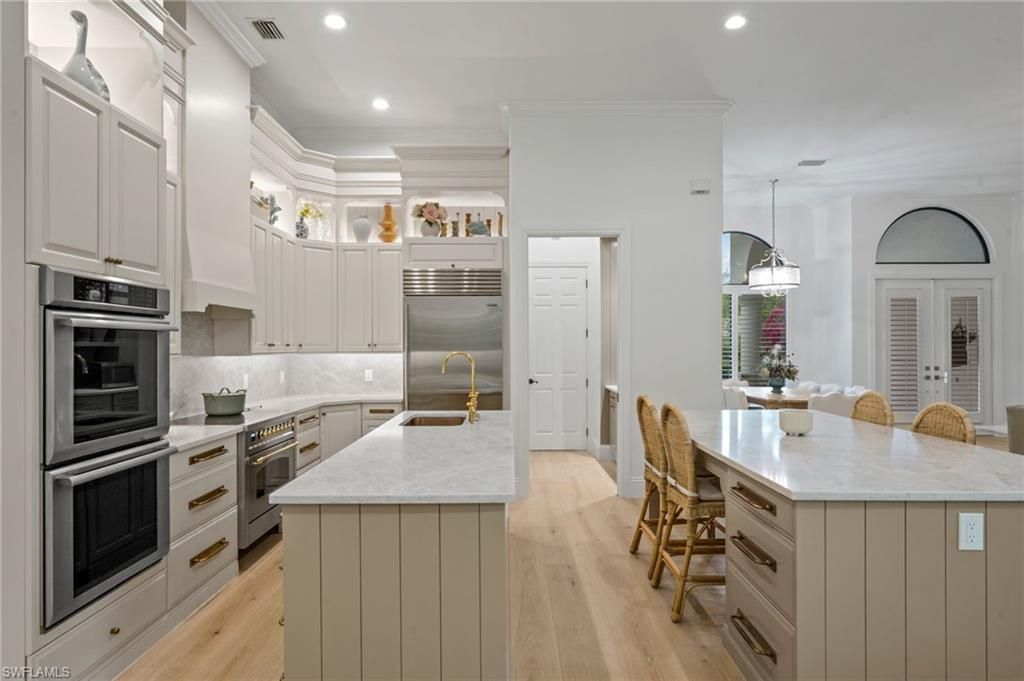 9833 Clear Lake Cir , Naples, FL 34109 Photo