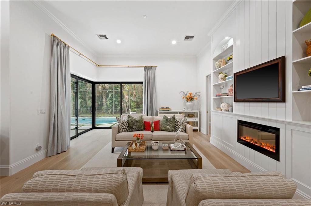 9833 Clear Lake Cir , Naples, FL 34109 Photo