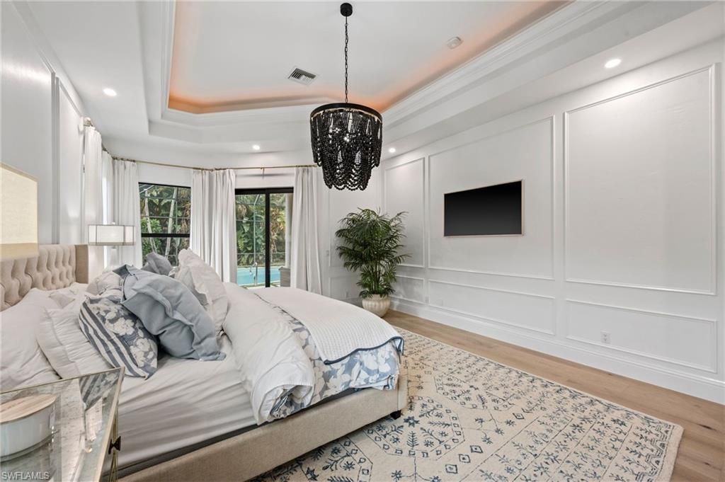 9833 Clear Lake Cir , Naples, FL 34109 Photo