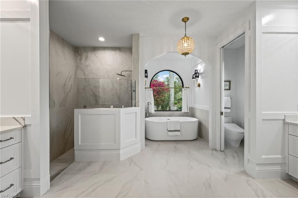 9833 Clear Lake Cir , Naples, FL 34109 Photo